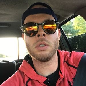 Meet your Posher, Chris